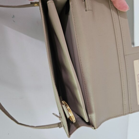 Buxton Beige Leather Crossbody Wallet Clutch‎ Purse Wristlet With Mirror 《834》M - Picture 6 of 12